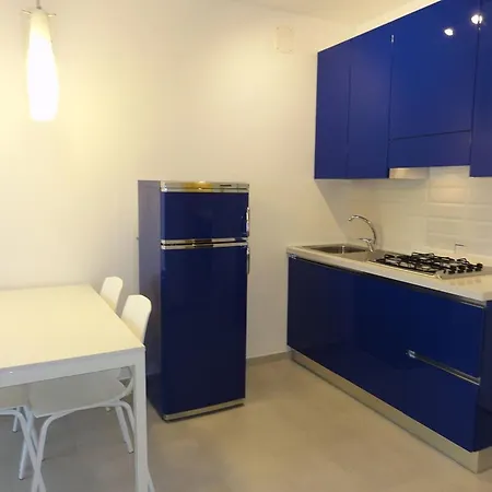 公寓 Modern Flat With Sea View 比比翁